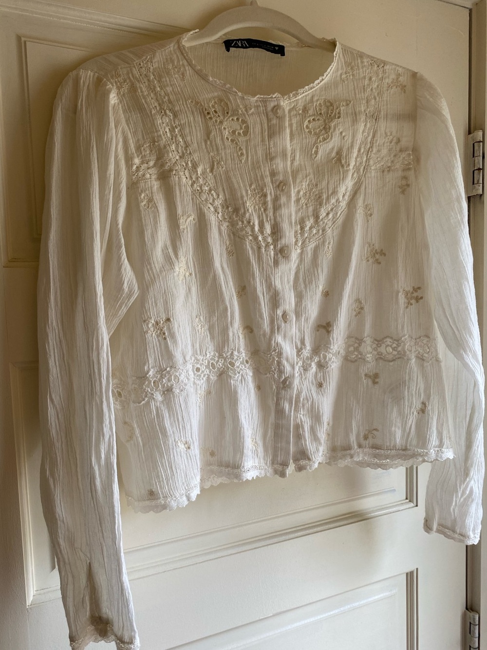 Zara Crochet Embroidered 100% Crinkle Cotton Boxy Button Up Blouse Cream Size L - Picture 1 of 15